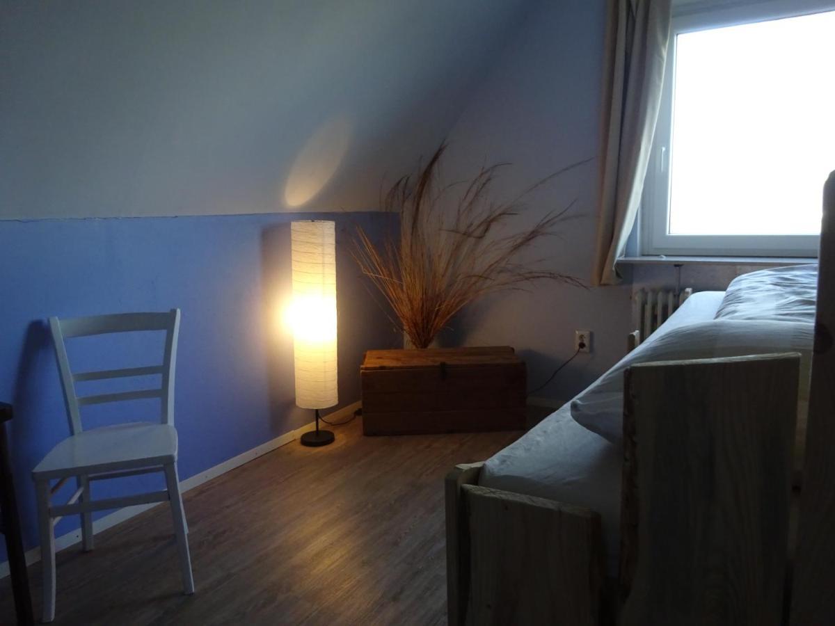 Peanuts Hostel & Meer Surendorf Екстериор снимка