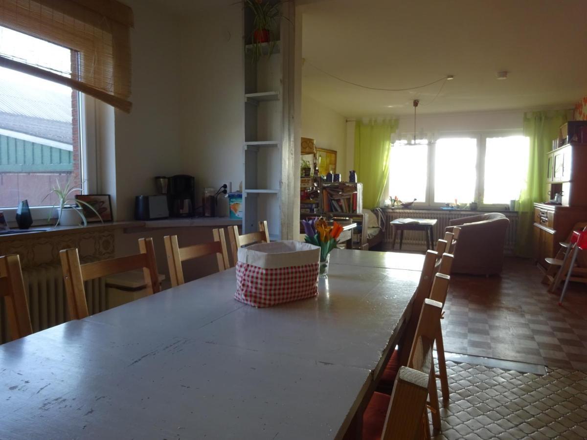 Peanuts Hostel & Meer Surendorf Екстериор снимка